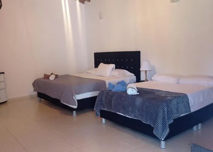 Hotel Resort Campestre Puerta Del Sol - San Gil