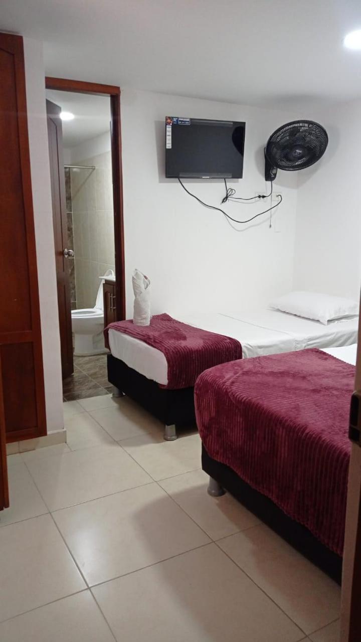 Campestre Puerta Del Sol - *